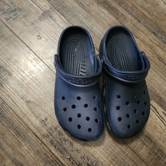 Classic Crocs dark blue size W8/M6 Pre-owned in good condition SH1 - Picture 2 of 8
